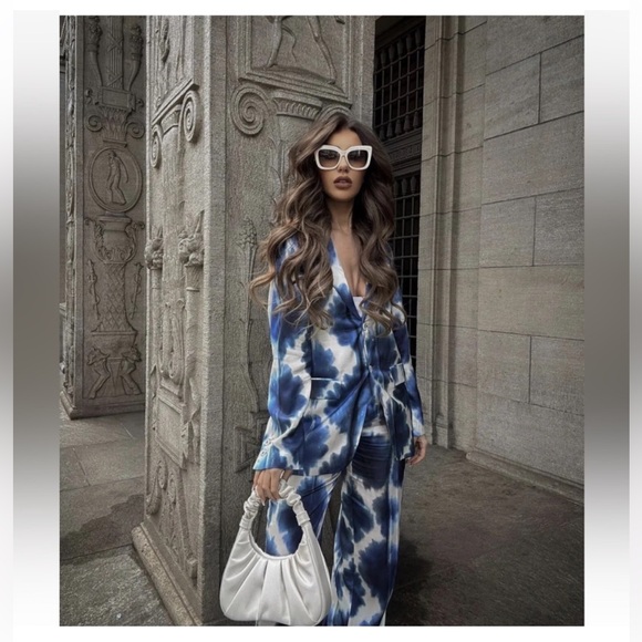 ZARA • Satin Effects Stylish Tie-Dye Blue & White Blazer Jacket - Picture 14 of 15